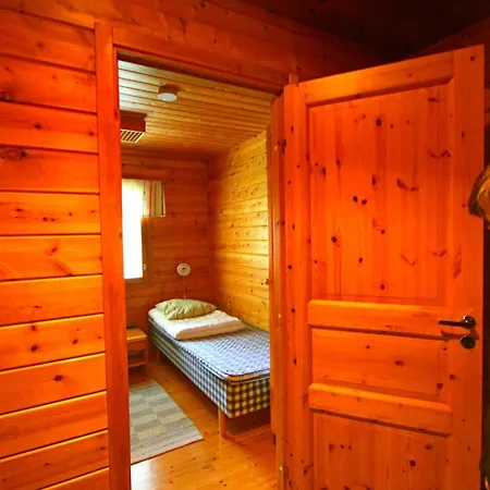 Ukonjaerven Village Lomakeskus 3*