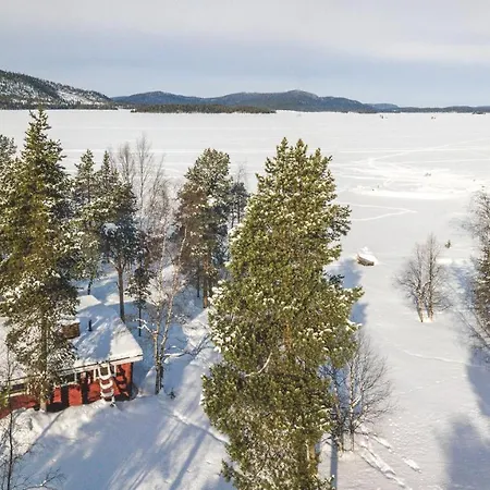 Lomakeskus Ukonjaerven Village 3*