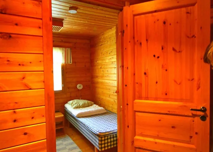 Ukonjaerven Village Semesteranläggning (resort) 3*